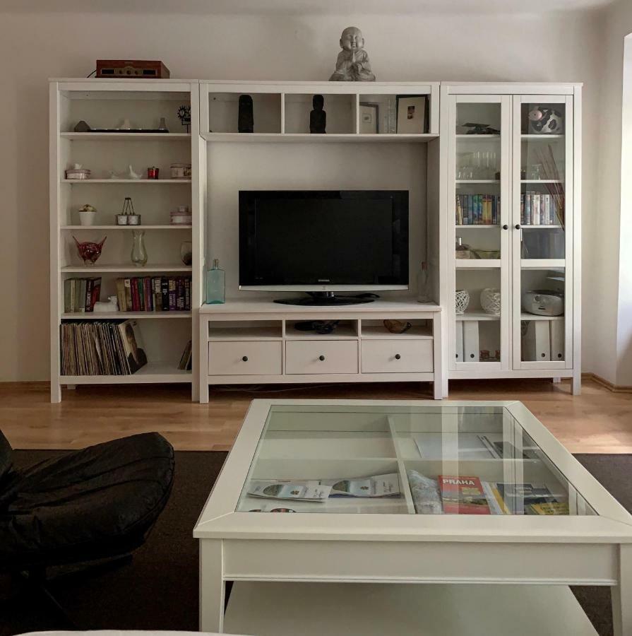 Budyne Apartment Budyne nad Ohri Eksteriør bilde