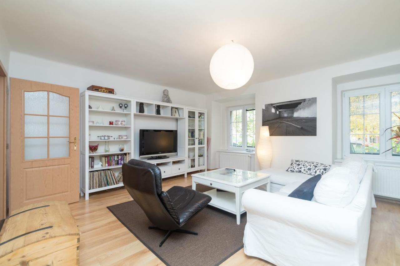 Budyne Apartment Budyne nad Ohri Eksteriør bilde
