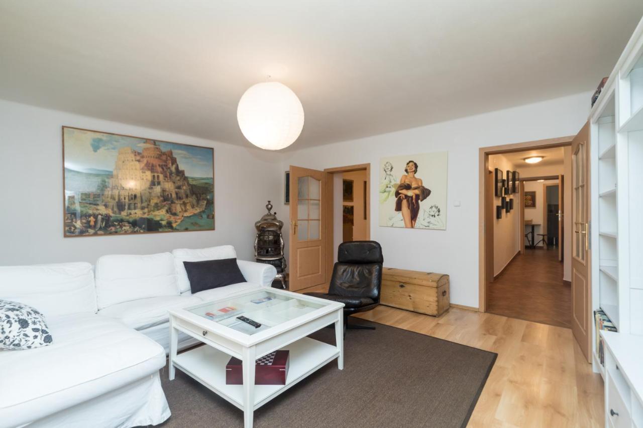Budyne Apartment Budyne nad Ohri Eksteriør bilde