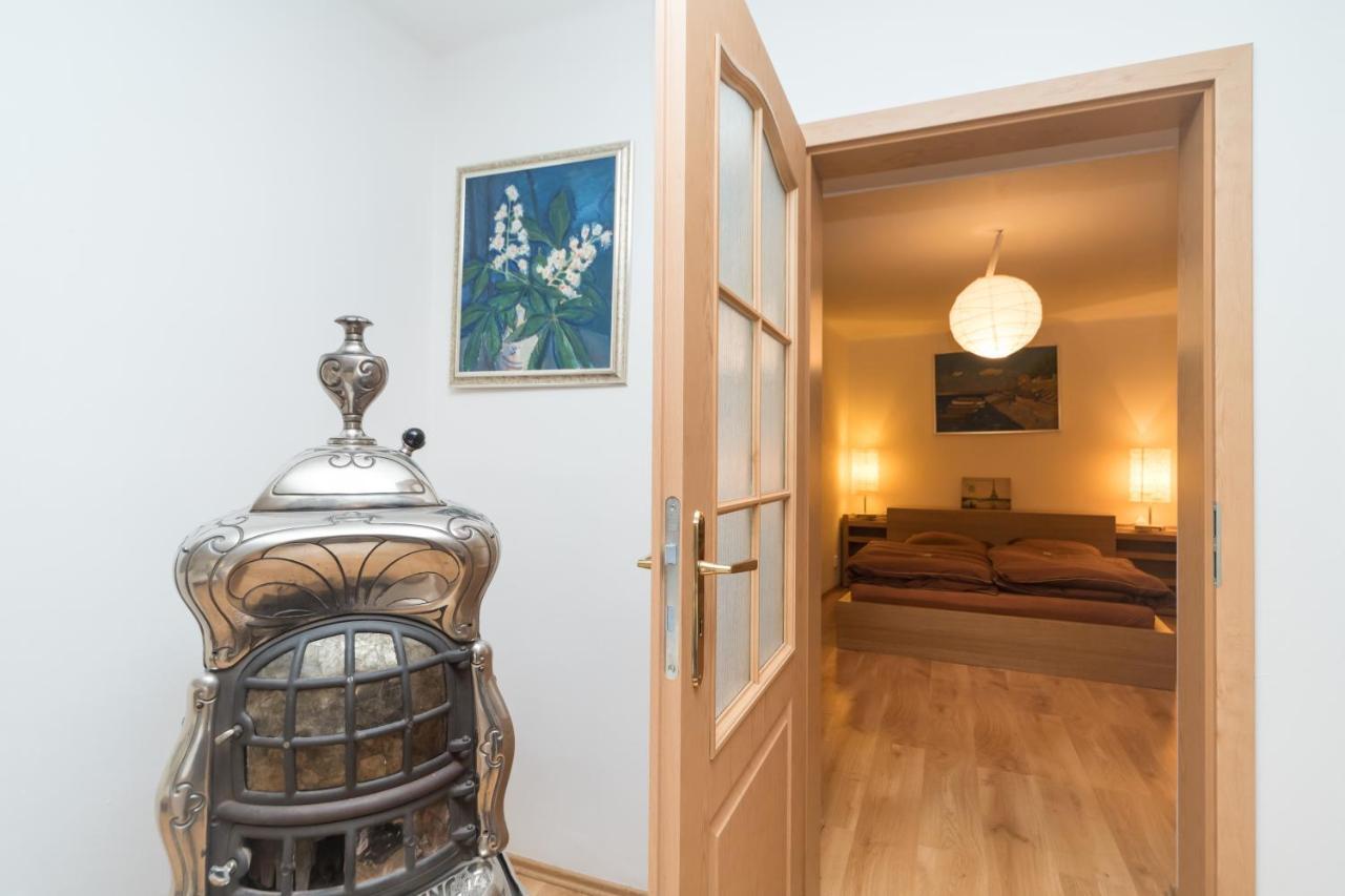 Budyne Apartment Budyne nad Ohri Eksteriør bilde