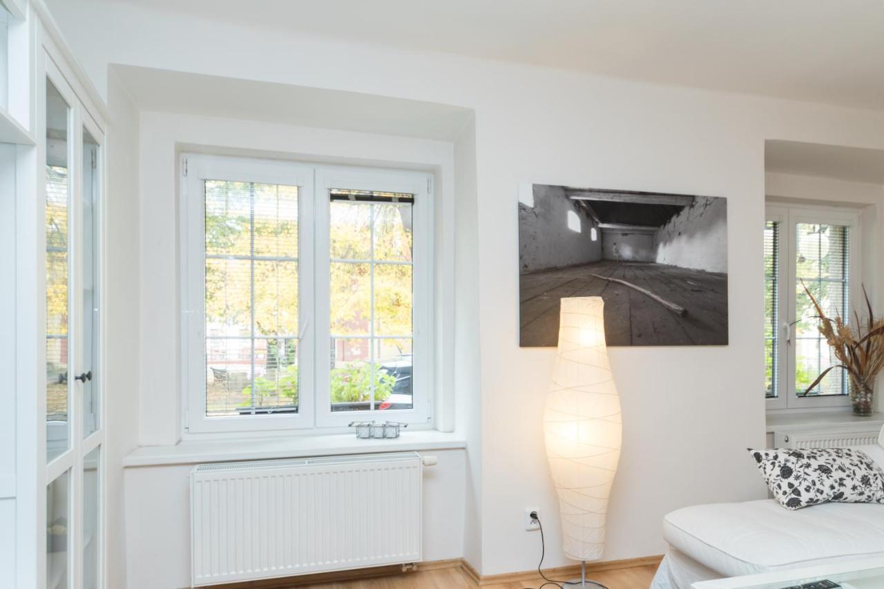 Budyne Apartment Budyne nad Ohri Eksteriør bilde
